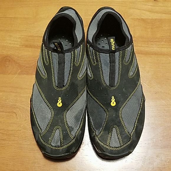 ahnu water shoes